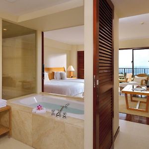 High Floor Deluxe Room Club servise Over 13 years old only Non-Smoking